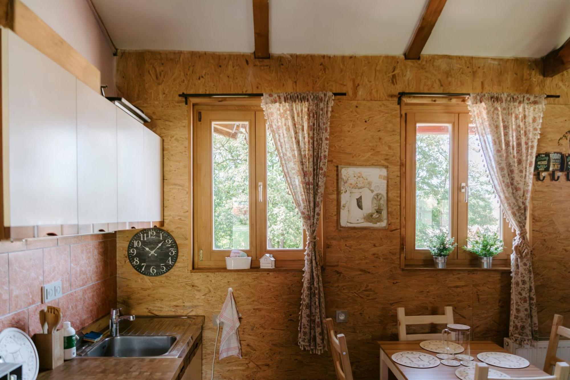 Ubytování na Ranči pod Lovošem Velemin Exterior foto