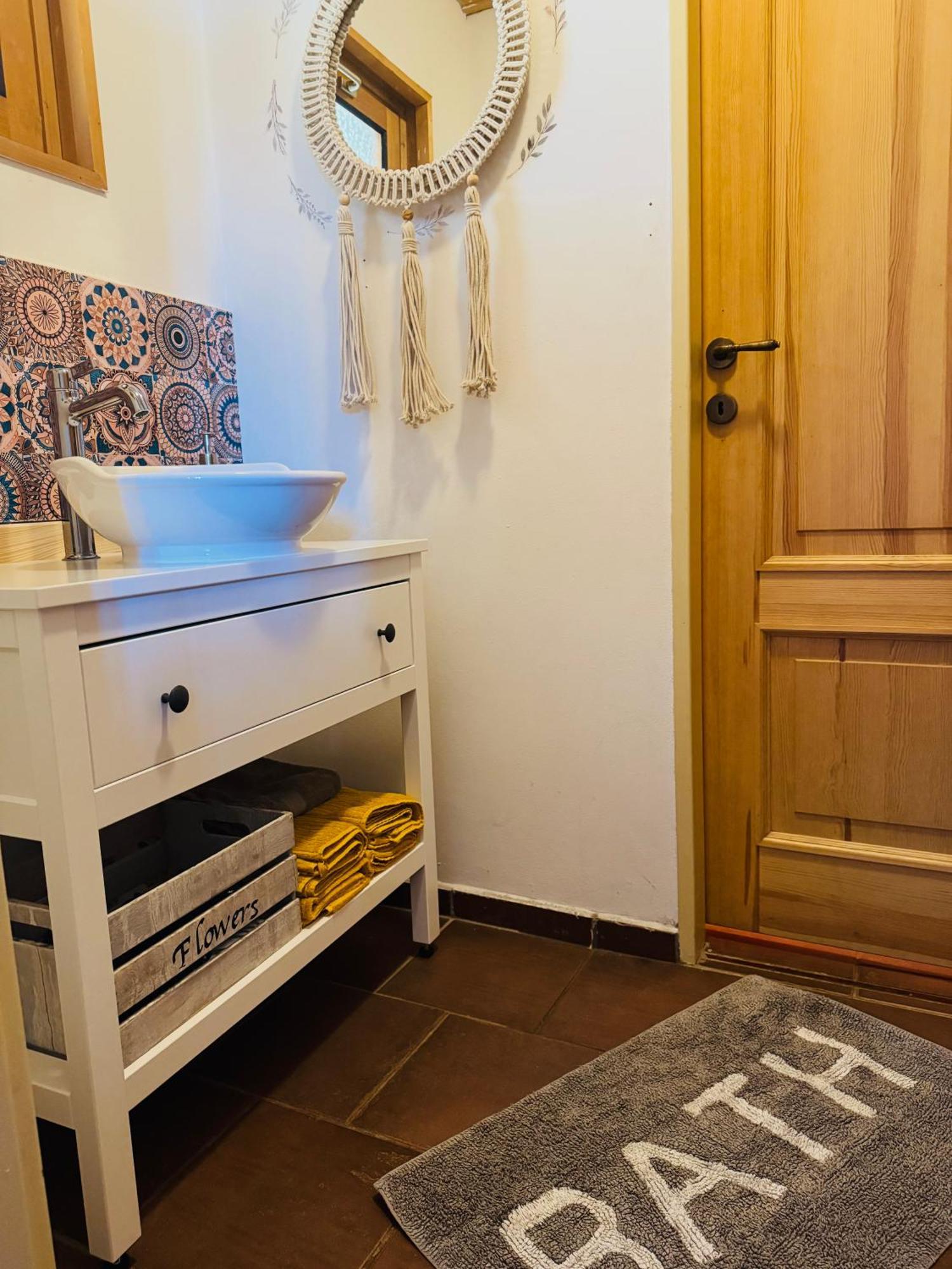 Ubytování na Ranči pod Lovošem Velemin Exterior foto